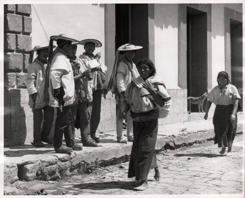 Girl Watchers, San Cristobal