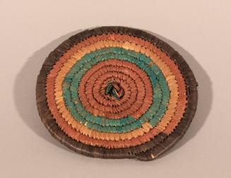 [Circular mat]