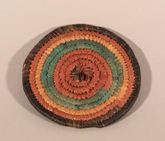 [Circular mat]