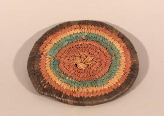 [Circular mat]