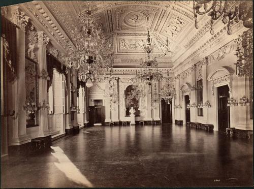 [Pitti Palace, Hall of Stuccos]