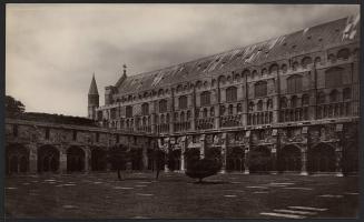 [Norwich Cathedral, Cloister Court]
