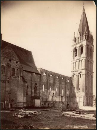 untitled [ruin of an abbey, Beaulieu, see inscriptions from verso]