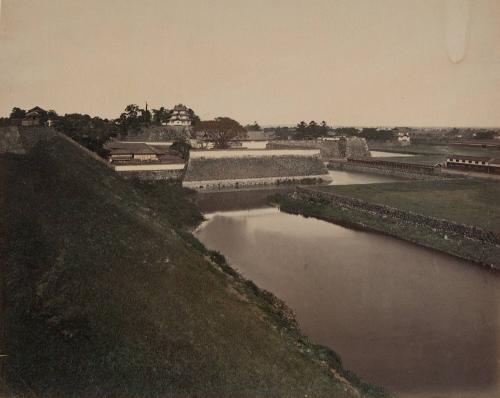 Imperial palace and moat - Tokyo