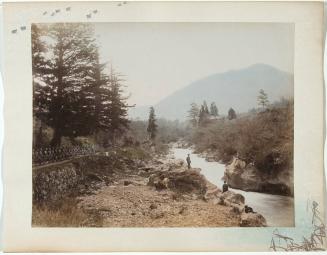 484, A line of idols and a stream at Nikko