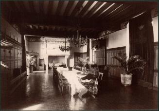 [Chateau Langeais, interior, dining room]
