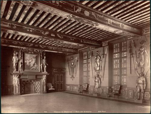 [Chateau de Cheverny Salle des Armures]