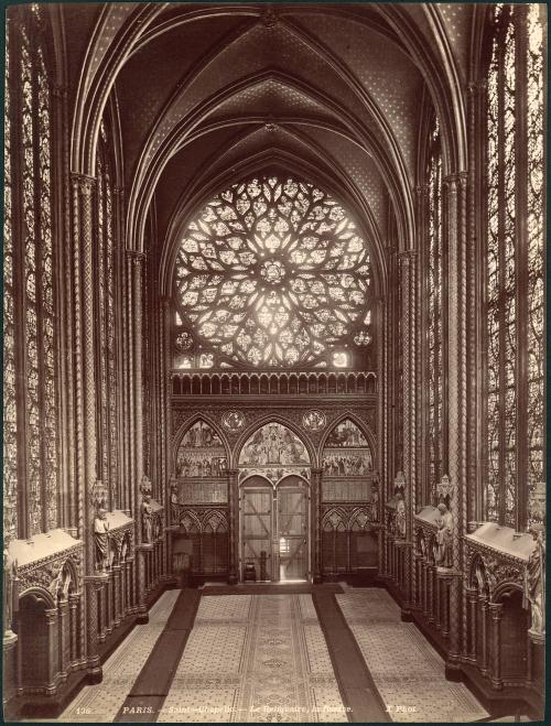 [Paris Interior la Sainte Chapelle La Reliquarire, la Rosace X. Phot.]