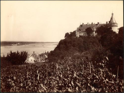 [Chaumont la Loire et le Chateau]