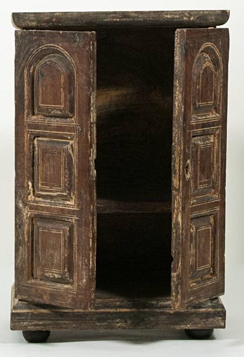 [Wood tabernacle, puja cupboard]