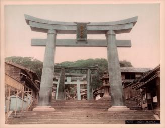 Torii Osuwa Temple