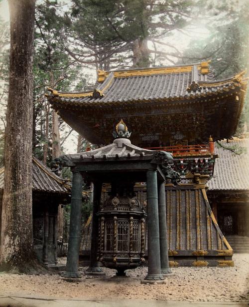 Lantern, Nikko