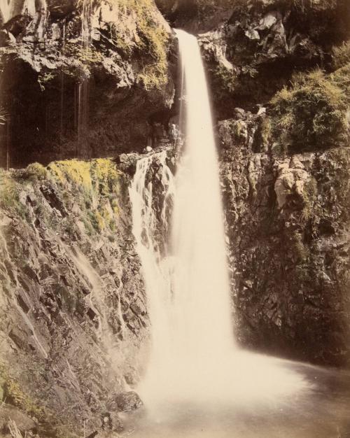 Urami Fall, Nikko