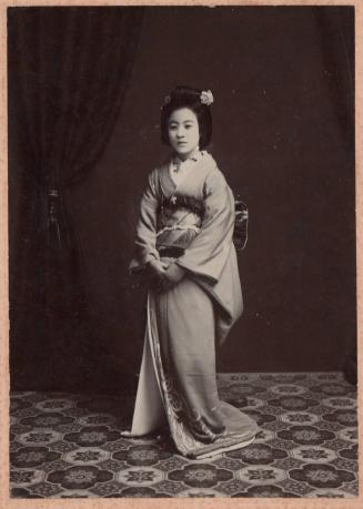 [Woman in kimono]