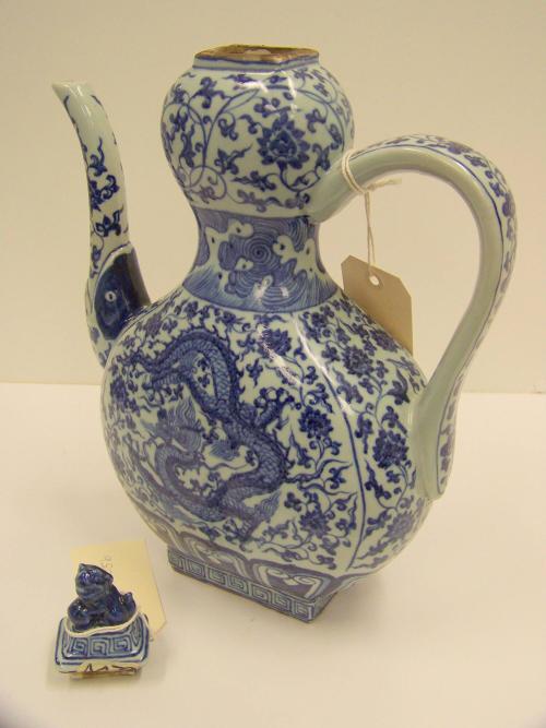 [Gourd-shaped ewer]