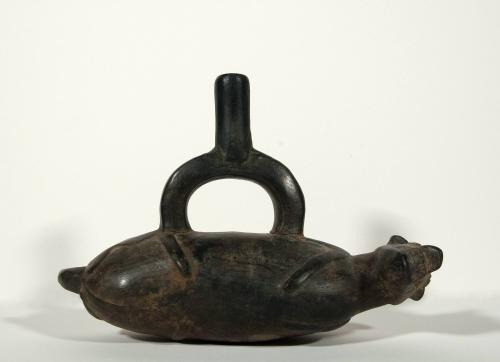 [Stirrup pot with dog]