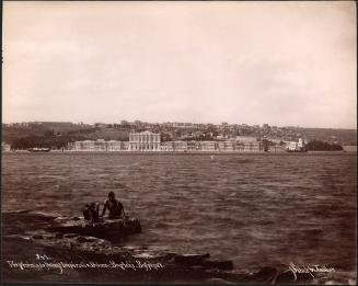 Vue generale due Palais Imperial a Dolma Bagtche Bosphore