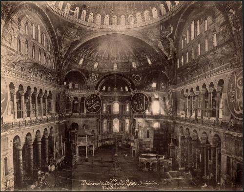 Interior de la Mosquee de Ste. Sophie vue generale