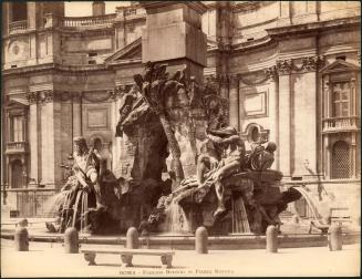 Roma -  Fontana Bernini in Piazza Navona