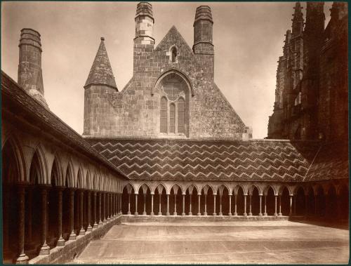 234 Abbaye du Mont Saint Michel - La Merveille, XIII e.Siecle le Cloitr. ND Phot