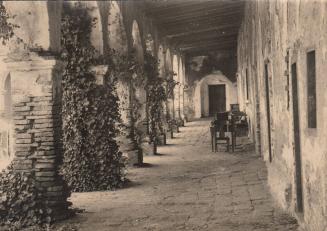 untitled [cloister, San Luis Rey Mission]