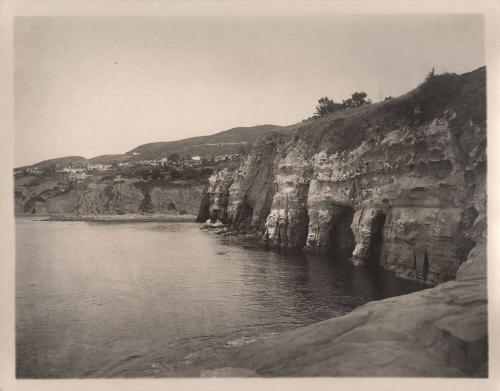 untitled [cove, cliff, town (La Jolla)]