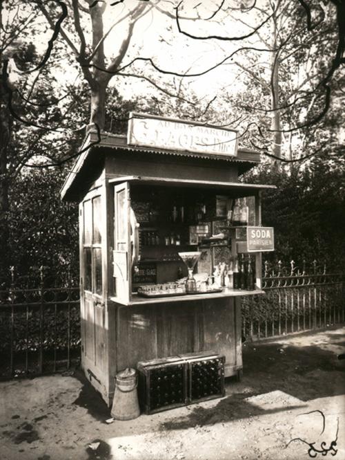 Boutique, square du Bon Marché, rue de Sèvres