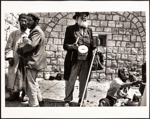 [Oriental Jewish beggars at the festival of LAG Ba' Omer, Meron, Israel]