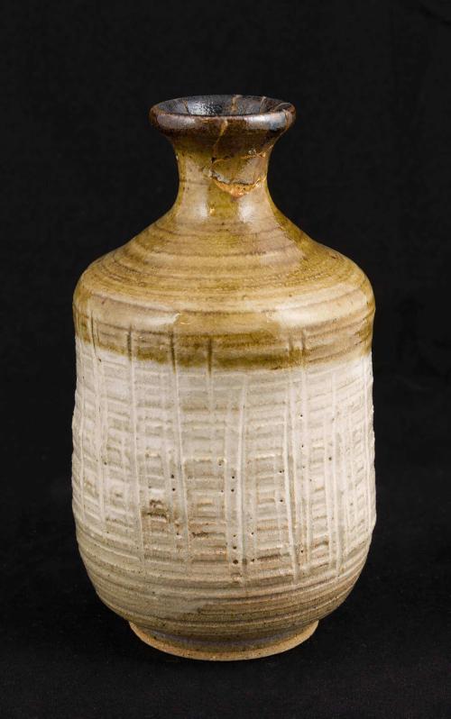 [Sake bottle]