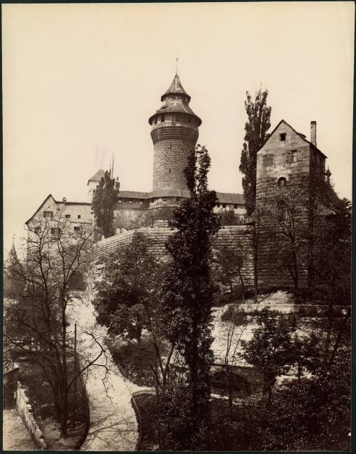 [Freuing. a. Nurnberg [Nuremberg Castle]]