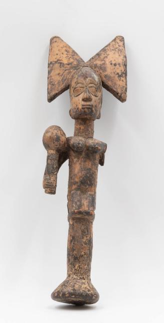 Kneeling female figure