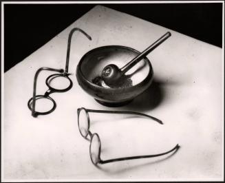 Mondrian’s Pipe and Glasses, Paris