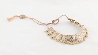[Necklace]