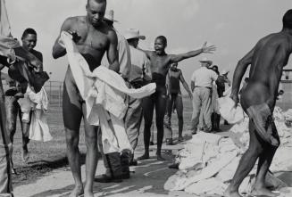 Convict shouting during a shakedown