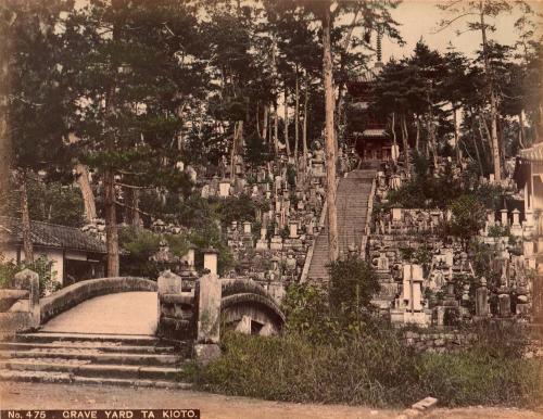 Graveyard Ta Kioto