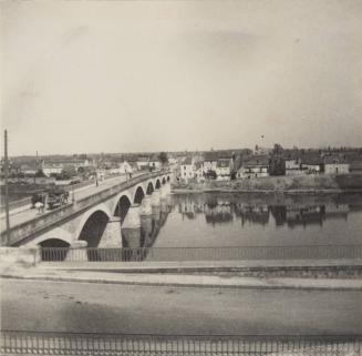 Amboise, the View from our windows, "Lion d'Or." (M.B.)