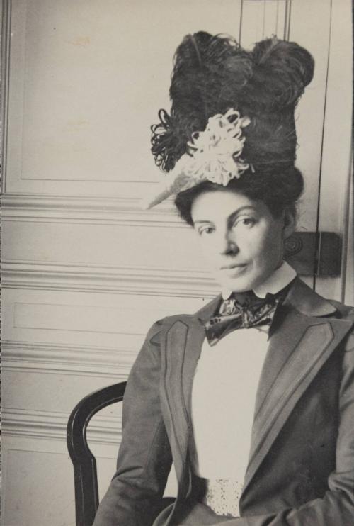M.B. Paris, June 1899.