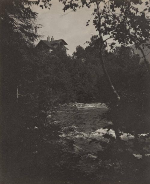 "Die Traun" (river) & Mauthners' house.