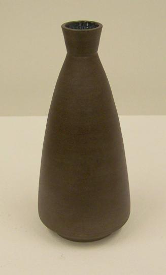 Sake set (brown and blue) bottle with five cups (a-f)