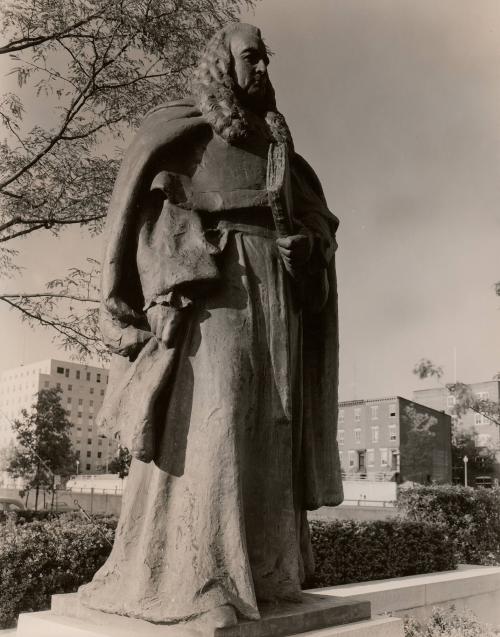 Bronze statue of a man