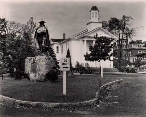 Statue of John Winthrop, New London, Connecticut