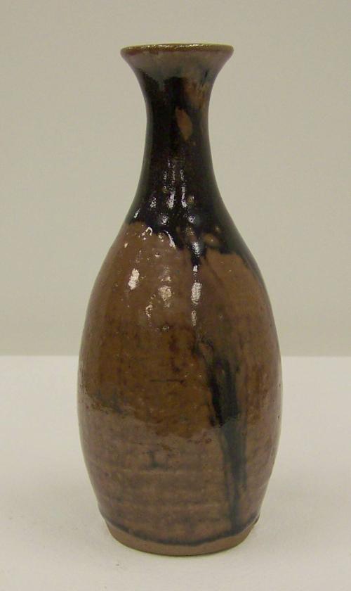 [Sake bottle]