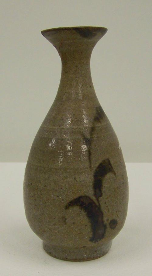 [Sake bottle]